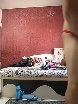 Snapshot of hornydick4you chatting on 12-22-25, 06:21 hornydick4you online show from 12-22-25, 06:21