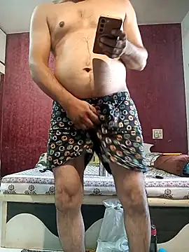 Snapshot of hornydick4you chatting on 01-13-26, 05:13 hornydick4you online show from 01-13-26, 05:13