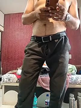 Snapshot of hornydick4you chatting on 02-24-26, 07:17 hornydick4you online show from 02-24-26, 07:17