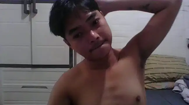 Snapshot of xAsianTwinkx chatting on 12-22-24, 04:17 xAsianTwinkx online show from 12-22-24, 04:17