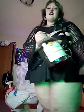 Snapshot of Cutegothcrybabyx chatting on 02-22-25, 03:12 Cutegothcrybabyx online show from 02-22-25, 03:12