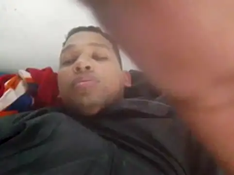 Snapshot of alfaromeoromeo chatting on 11-02-25, 10:45 alfaromeoromeo online show from 11-02-25, 10:45