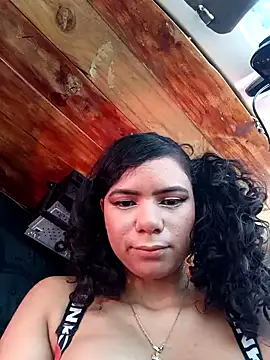 Snapshot of Simone_Miller chatting on 01-14-25, 03:36 Simone Miller online show from 01-14-25, 03:36