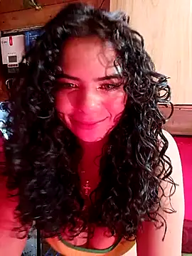 Snapshot of Simone_Miller chatting on 03-07-25, 06:22 Simone Miller online show from 03-07-25, 06:22