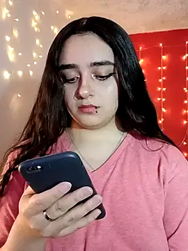 IvonneT online show from 12-04-24, 03:59