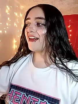 IvonneT online show from 12-12-24, 11:03