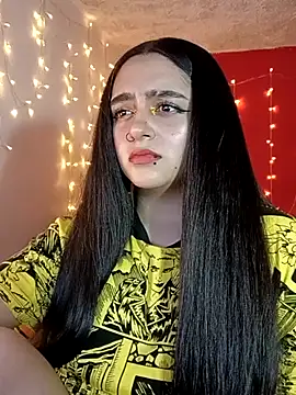 IvonneT online show from 02-26-25, 05:20