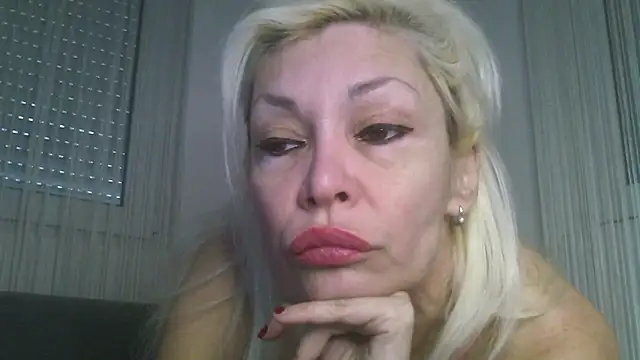 Snapshot of EvaaMina chatting on 02-20-26, 02:28 EvaaMina online show from 02-20-26, 02:28