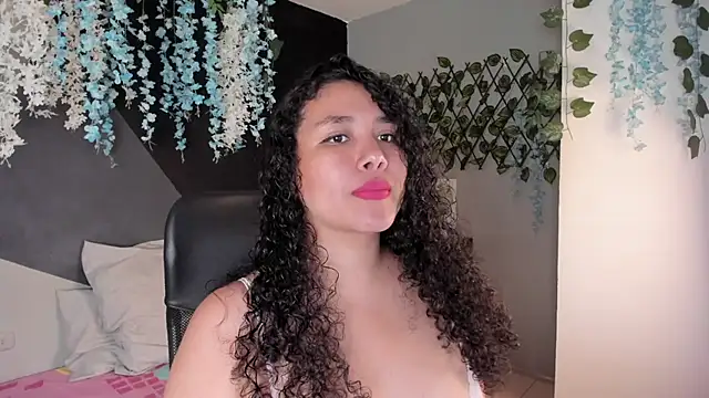 Snapshot of alixon_fiore5 chatting on 02-28-26, 06:58 alixon fiore5 online show from 02-28-26, 06:58