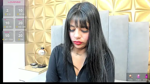 Snapshot of melani_dream chatting on 08-03-26, 01:38 melani dream online show from 08-03-26, 01:38