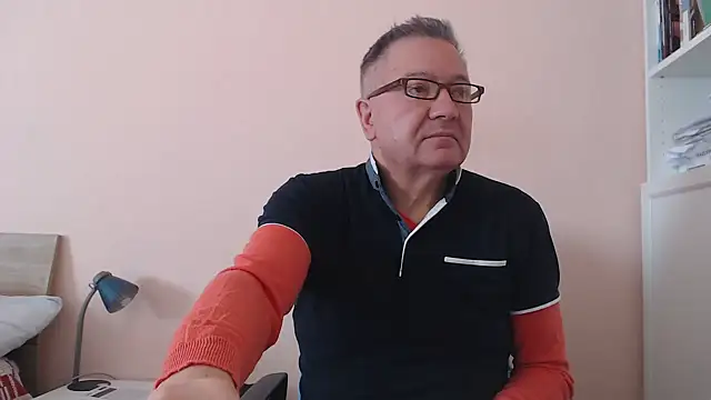 YOU6me online show from 10-22-25, 08:36