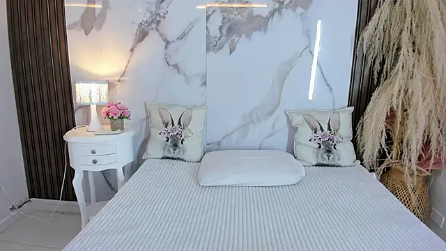 hannahill69 online show from 01-08-26, 07:21