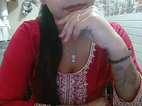 LovingPihu online show from 03-20-26, 05:45