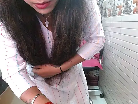 LovingPihu online show from 03-30-26, 06:03