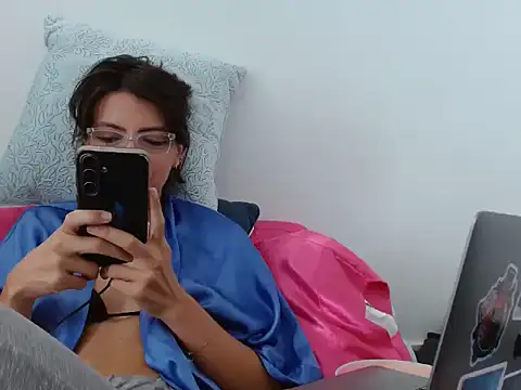 Snapshot of Labebe-rica chatting on 06-18-26, 05:28 Labebe-rica online show from 06-18-26, 05:28