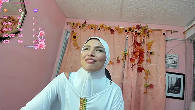 Snapshot of DarshaKhemu chatting on 11-18-25, 08:35 DarshaKhemu online show from 11-18-25, 08:35