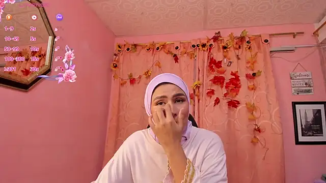 Snapshot of DarshaKhemu chatting on 01-06-26, 09:29 DarshaKhemu online show from 01-06-26, 09:29