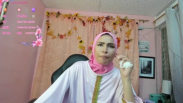 Snapshot of DarshaKhemu chatting on 01-08-26, 08:55 DarshaKhemu online show from 01-08-26, 08:55