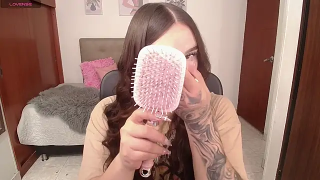 Miley Baker online show from 12-04-25, 02:48