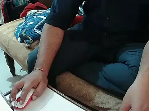 Snapshot of FUN4TIPS chatting on 01-09-25, 08:03 FUN4TIPS online show from 01-09-25, 08:03