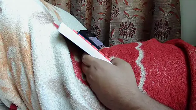 Snapshot of FUN4TIPS chatting on 01-12-25, 07:00 FUN4TIPS online show from 01-12-25, 07:00