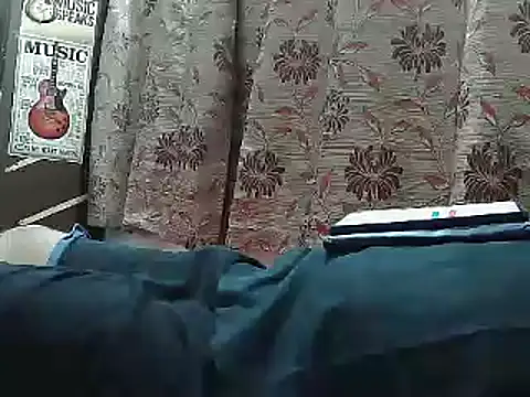 Snapshot of FUN4TIPS chatting on 01-22-25, 04:55 FUN4TIPS online show from 01-22-25, 04:55