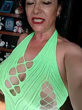 Snapshot of Friendly_2024 chatting on 12-16-24, 01:43 Friendly 2024 online show from 12-16-24, 01:43