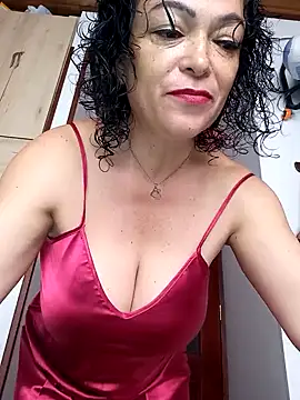 Snapshot of Friendly_2024 chatting on 02-09-25, 01:14 Friendly 2024 online show from 02-09-25, 01:14