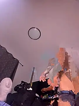 Snapshot of Torresmor chatting on 10-03-25, 03:14 Torresmor online show from 10-03-25, 03:14