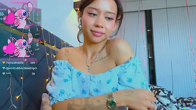 Snapshot of Mia_Tin chatting on 01-13-25, 10:03 Mia Tin online show from 01-13-25, 10:03