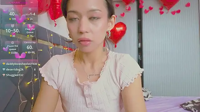 Snapshot of Mia_Tin chatting on 02-13-25, 09:30 Mia Tin online show from 02-13-25, 09:30