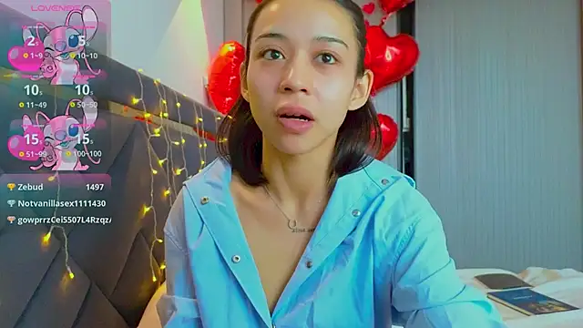 Snapshot of Mia_Tin chatting on 02-17-25, 11:44 Mia Tin online show from 02-17-25, 11:44