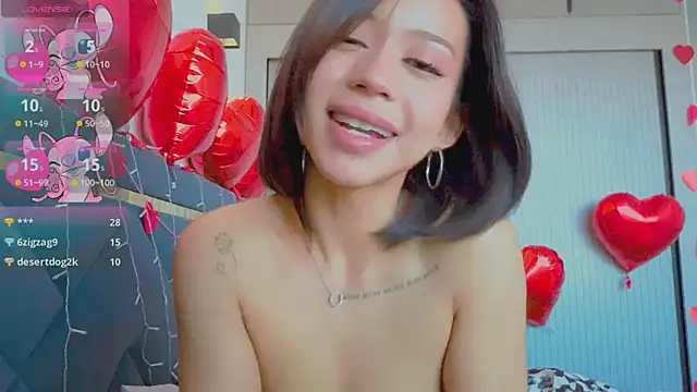 Snapshot of Mia_Tin chatting on 02-21-25, 09:34 Mia Tin online show from 02-21-25, 09:34