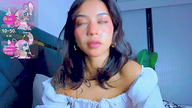 Snapshot of Mia_Tin chatting on 09-12-25, 02:17 Mia Tin online show from 09-12-25, 02:17