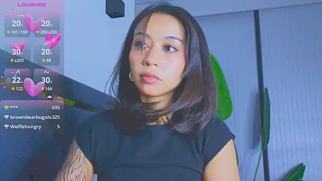 Snapshot of Mia_Tin chatting on 09-18-25, 02:52 Mia Tin online show from 09-18-25, 02:52