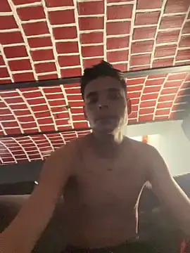 Snapshot of brianor89 chatting on 09-27-25, 10:04 brianor89 online show from 09-27-25, 10:04