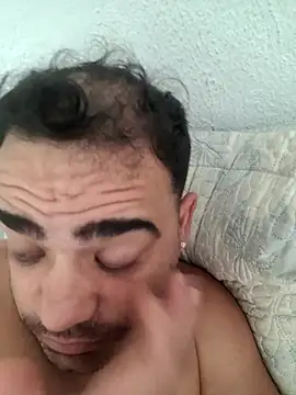 Snapshot of Nosrednaej chatting on 03-25-26, 03:29 Nosrednaej online show from 03-25-26, 03:29