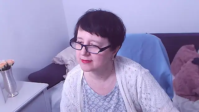 ChristaRose online show from 02-09-25, 01:33