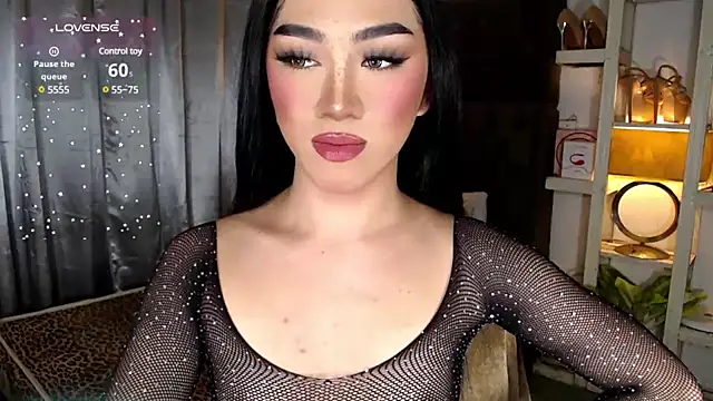 Local Hoelyx online show from 12-04-24, 01:31