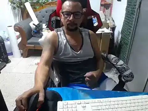 Snapshot of alexam_gal@xh chatting on 12-20-24, 02:19 alexam galxh online show from 12-20-24, 02:19