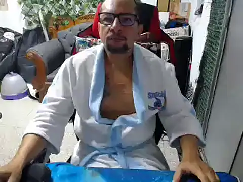 Snapshot of alexam_gal@xh chatting on 03-15-25, 01:07 alexam galxh online show from 03-15-25, 01:07