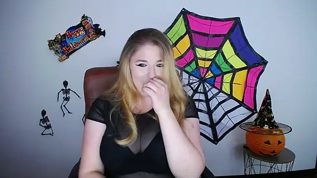 JessikaDaniel online show from 10-20-25, 06:25