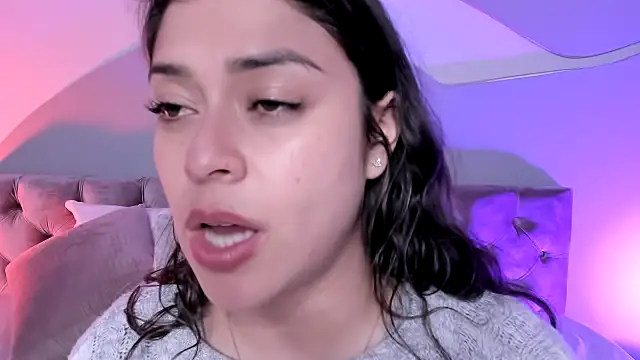 Nicolle W online show from 03-14-25, 11:56