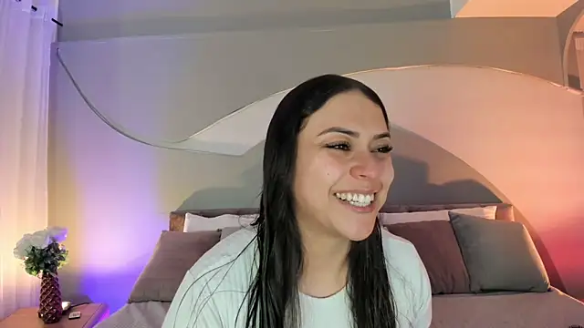 Nicolle W online show from 11-11-25, 11:54