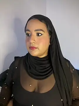 Snapshot of Maryam_yamal chatting on 02-19-26, 08:27 Maryam yamal online show from 02-19-26, 08:27