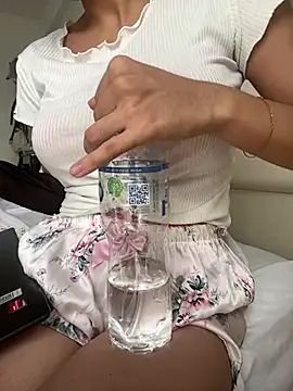 DulceMya6 online show from 03-10-26, 08:58