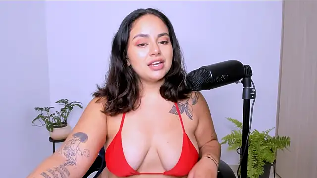 Snapshot of susy_angel chatting on 05-30-26, 12:52 susy angel online show from 05-30-26, 12:52
