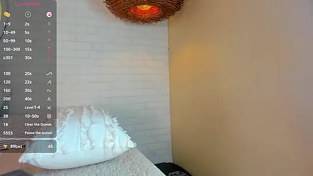 Snapshot of sophi_cooper29 chatting on 12-13-25, 07:53 sophi cooper29 online show from 12-13-25, 07:53