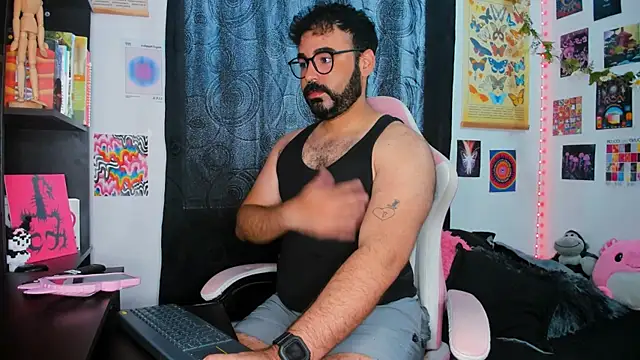 Snapshot of johnnyalx chatting on 03-03-25, 08:32 johnnyalx online show from 03-03-25, 08:32