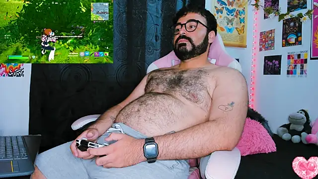 Snapshot of johnnyalx chatting on 03-08-25, 10:24 johnnyalx online show from 03-08-25, 10:24